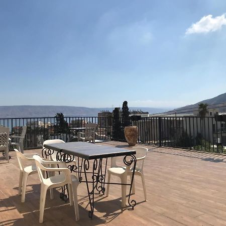 Berger Hotel Тиверіада Екстер'єр фото