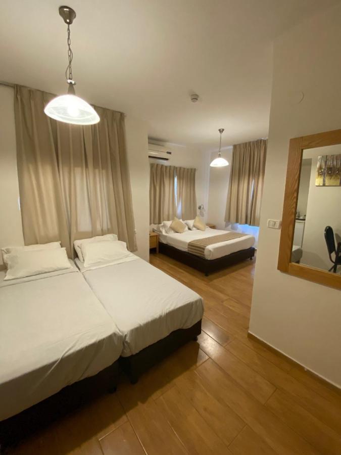 Berger Hotel Тиверіада Екстер'єр фото