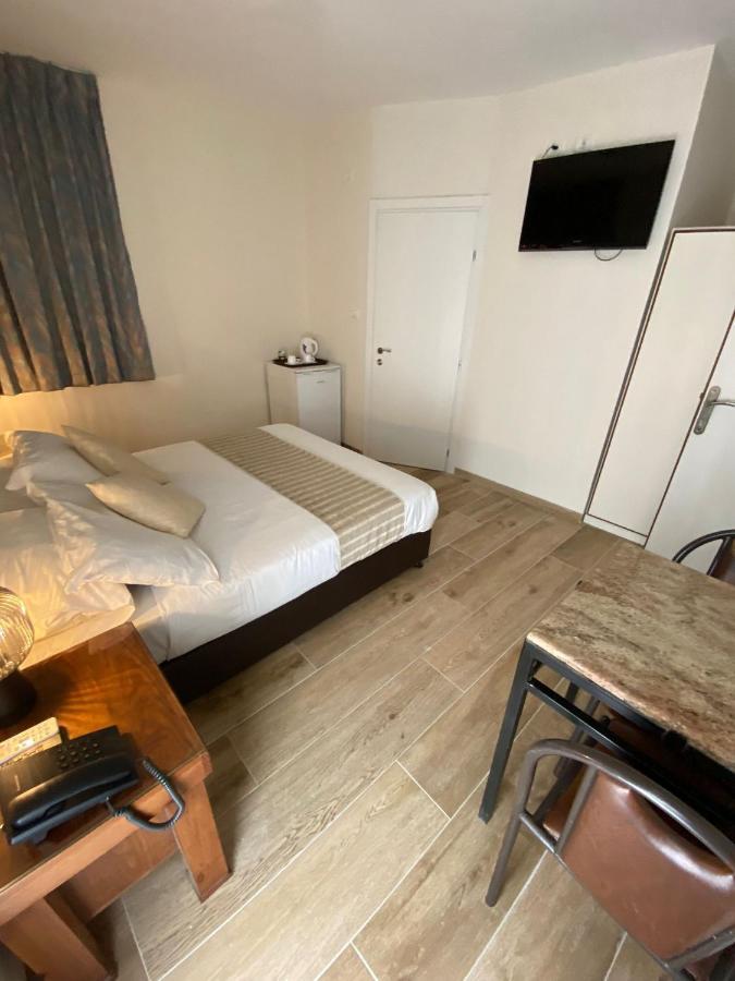 Berger Hotel Тиверіада Екстер'єр фото
